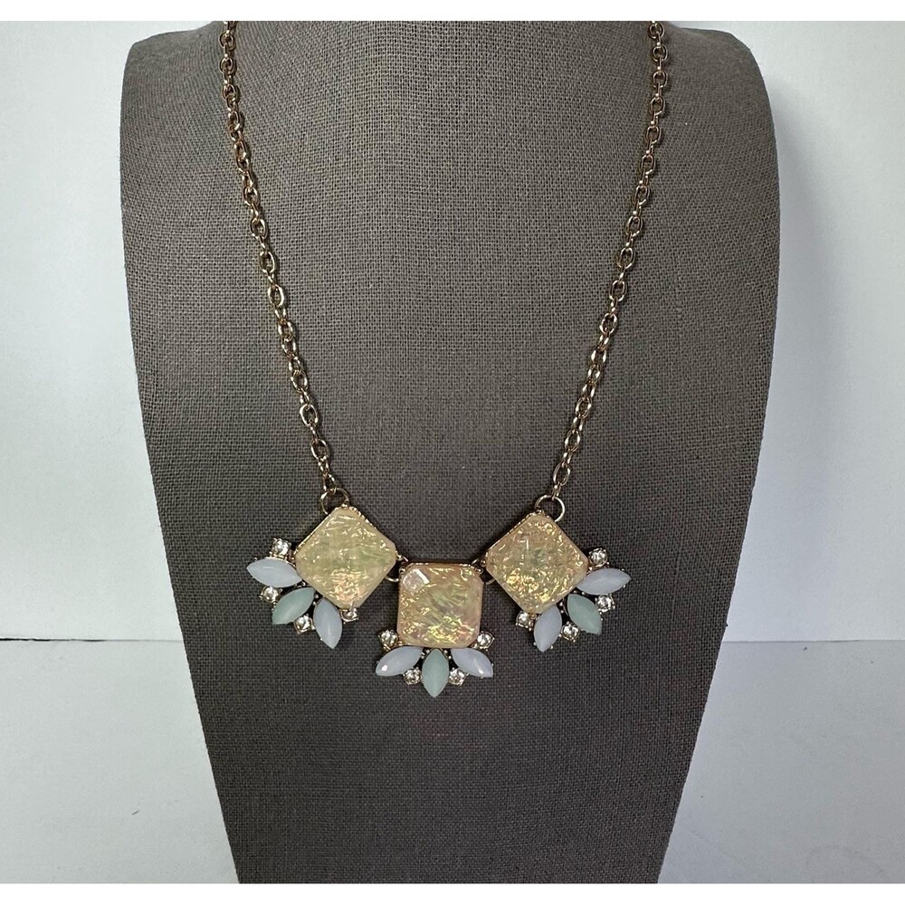 Vtg Bold Statement Bib Fashion Necklace Iridescent Yellow Squares 21 inches